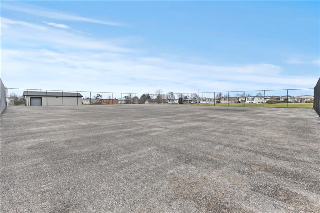347-3033 Townline Road Property Photo 28