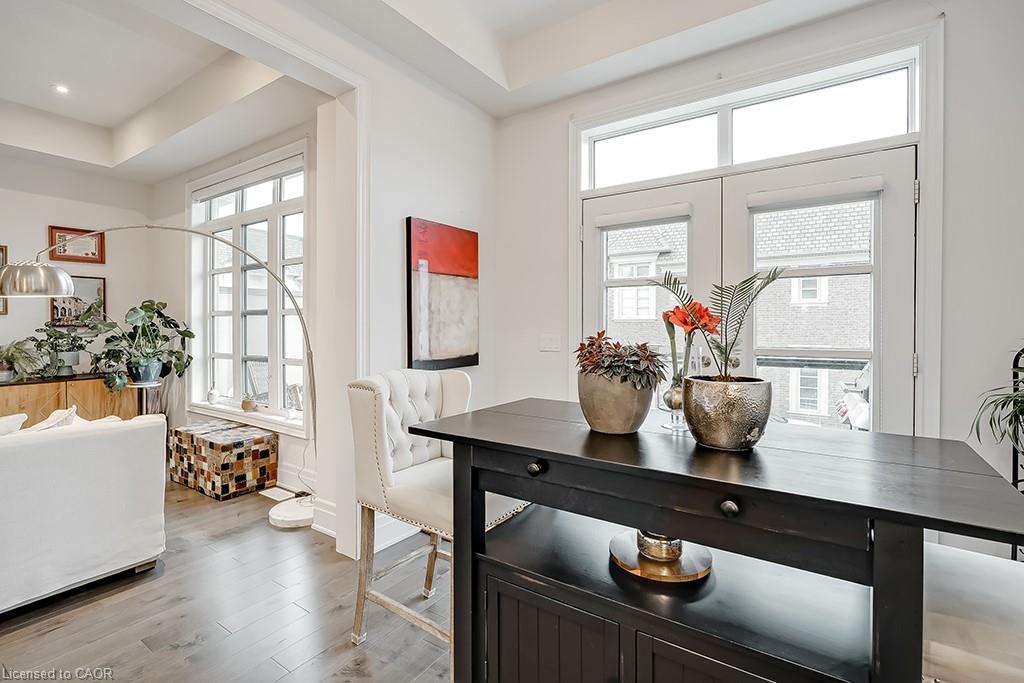 210 Dorval Drive Property Photo 17