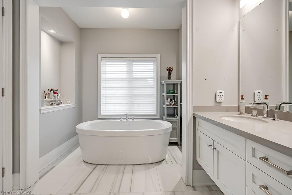 210 Dorval Drive Property Photo 29