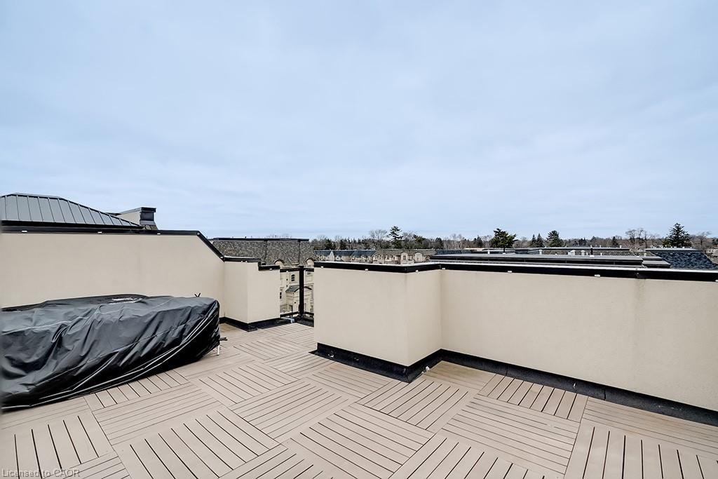 210 Dorval Drive Property Photo 39