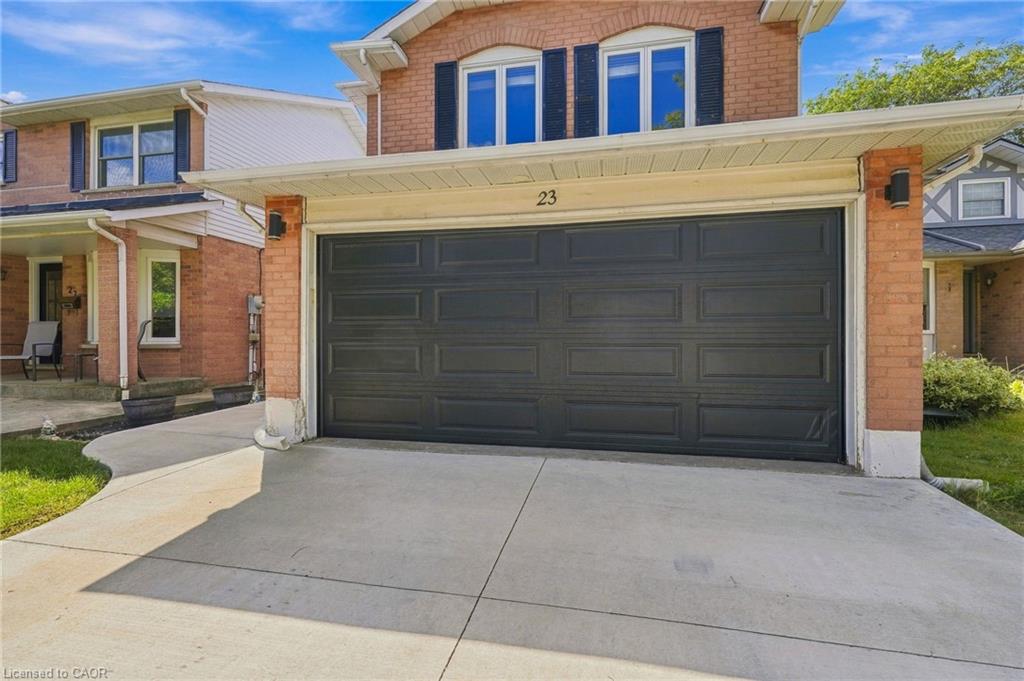 23 Desantis Court Property Photo 4