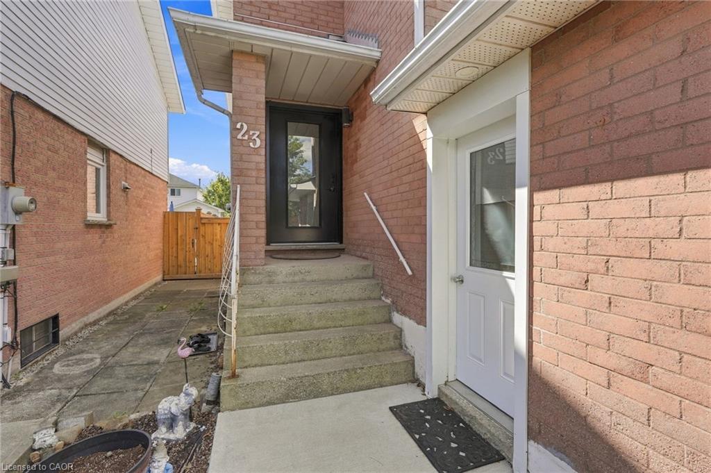 23 Desantis Court Property Photo 5