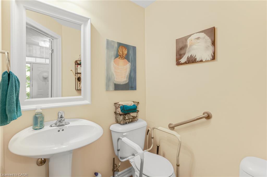 77-80 Willow Street Property Photo 7