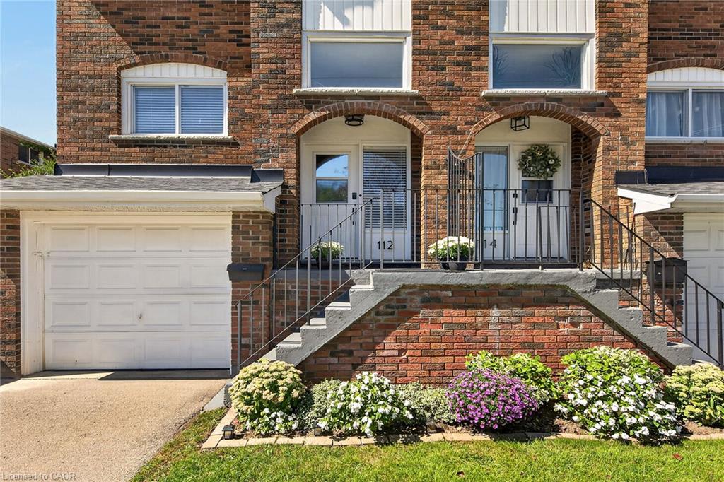 112 Cedar Street Property Photo 4