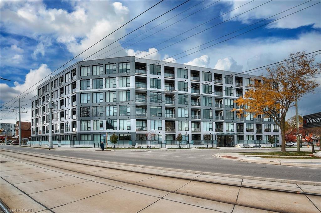 112-690 King Street W Property Photo 35