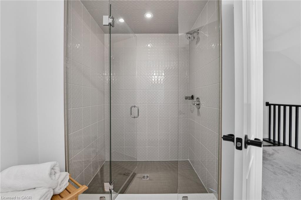 62 Forestview Court Property Photo 33