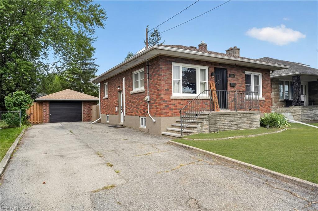 158 Homewood Avenue Property Photo 2