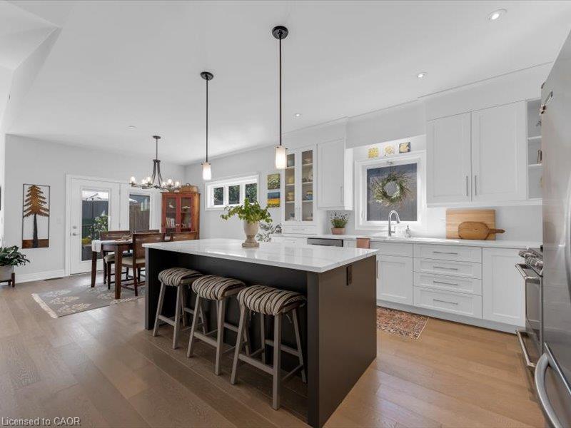 17 Ridgeview Crescent Property Photo 6