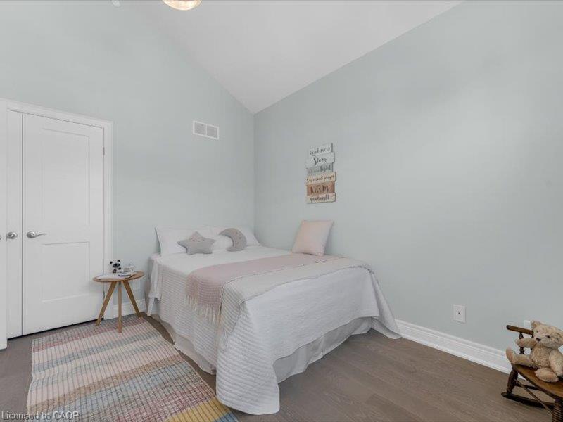 17 Ridgeview Crescent Property Photo 20