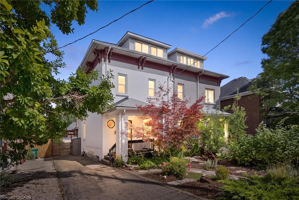 54 Willow Street Property Photo 1