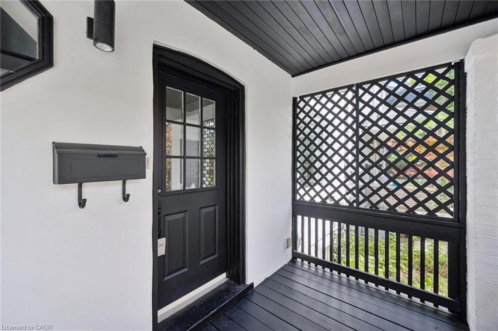 54 Willow Street Property Photo 3