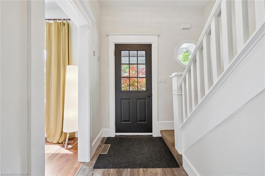 54 Willow Street Property Photo 4