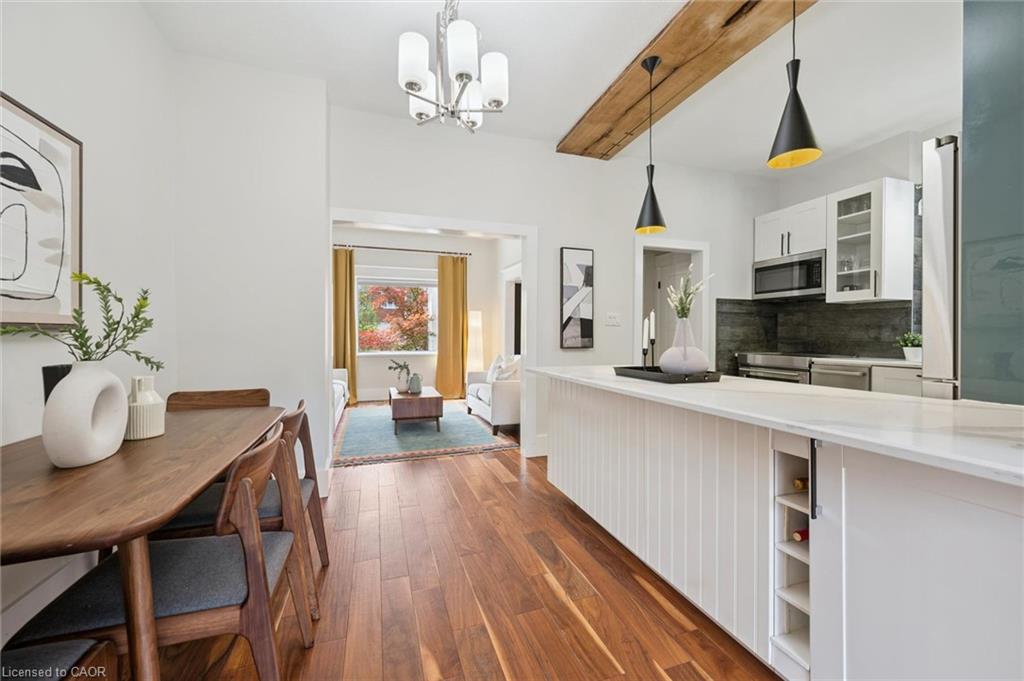 54 Willow Street Property Photo 8
