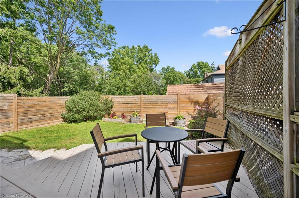 54 Willow Street Property Photo 42