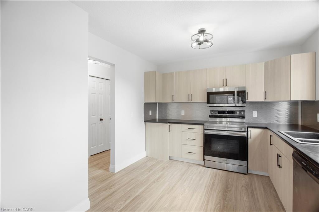 94 Chapel Street Property Photo 19