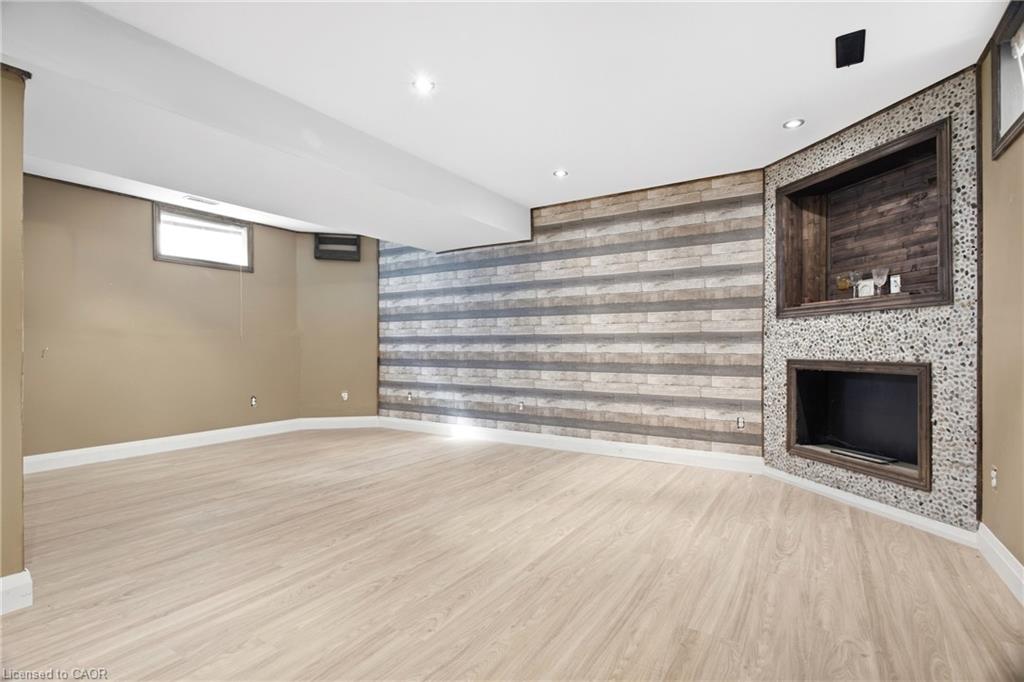 94 Chapel Street Property Photo 37