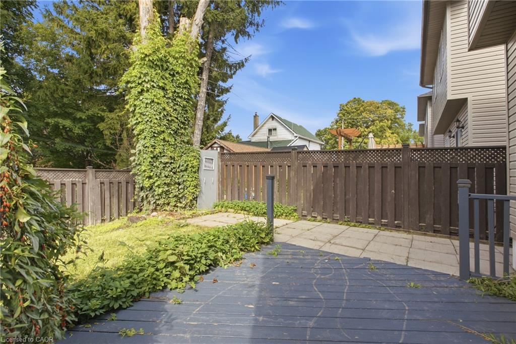 94 Chapel Street Property Photo 41