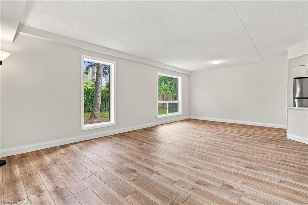 13-3085 Kingsway Drive Property Photo 16