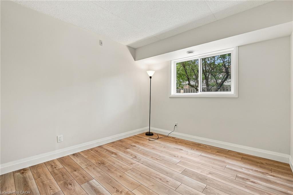 13-3085 Kingsway Drive Property Photo 18