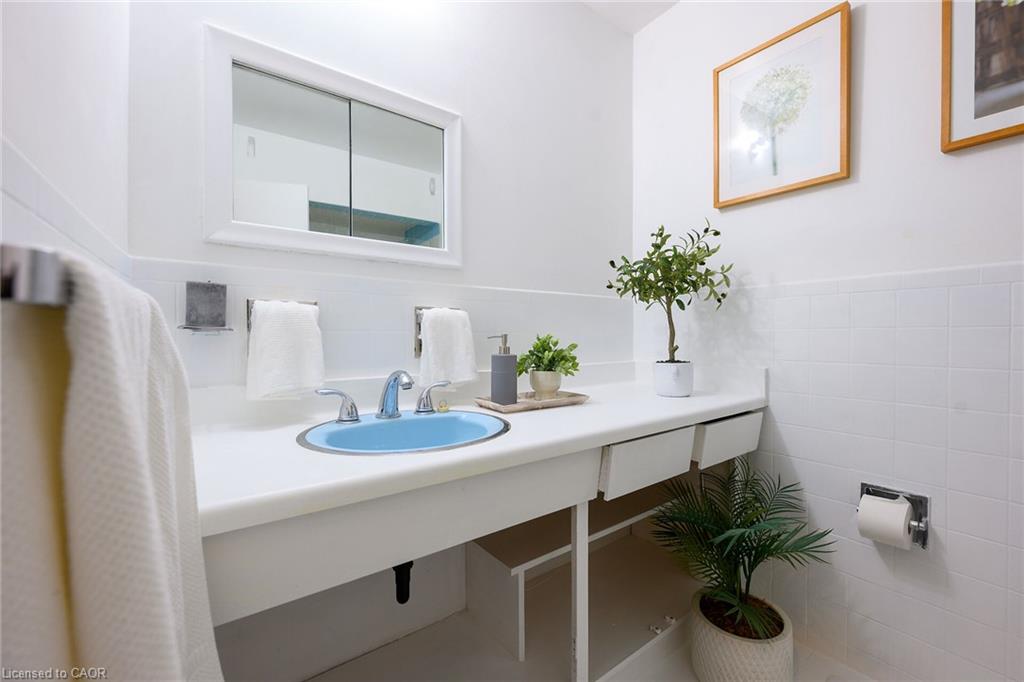 1308 Redbank Crescent Property Photo 15