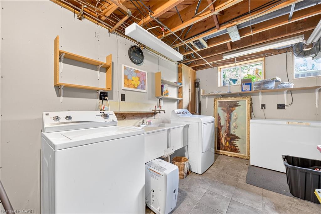 1308 Redbank Crescent Property Photo 21
