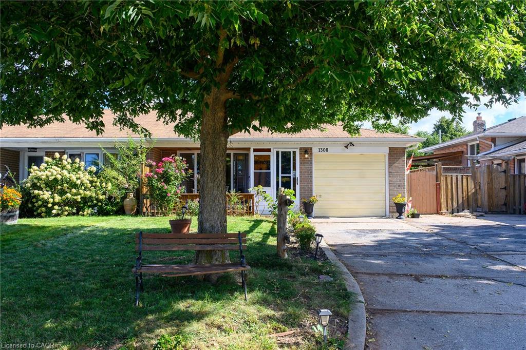 1308 Redbank Crescent Property Photo 25