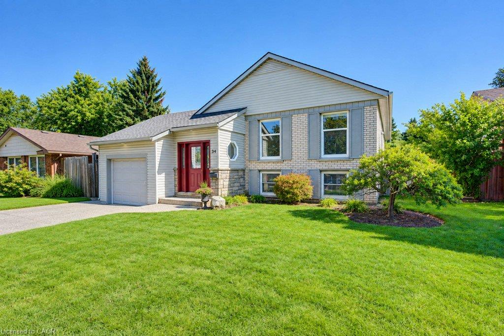 34 Wayne Drive Property Photo 1