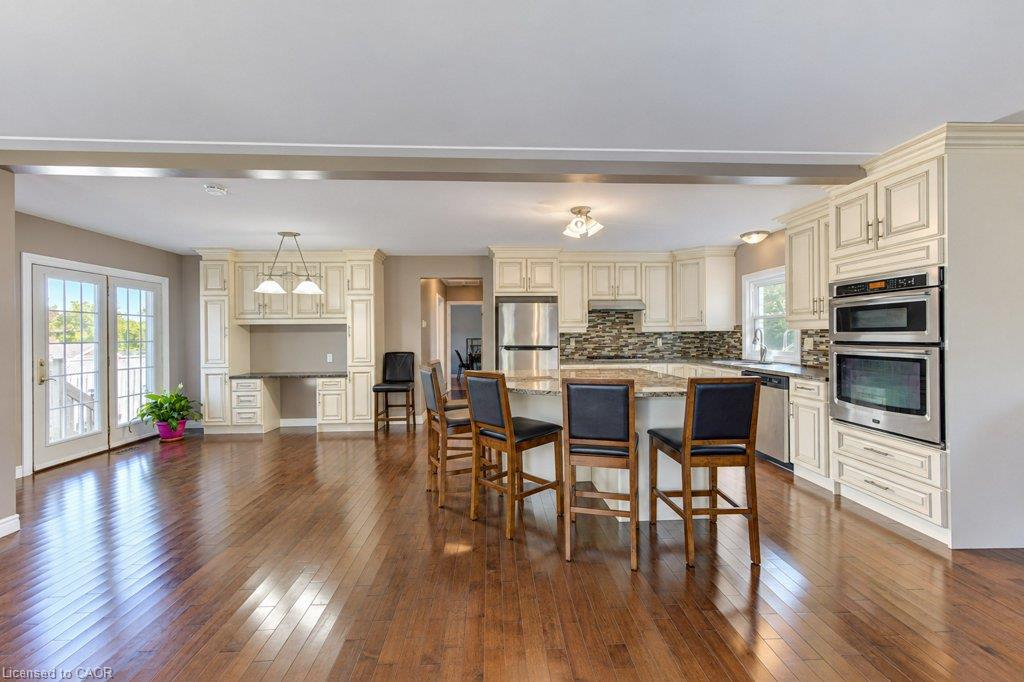 34 Wayne Drive Property Photo 6