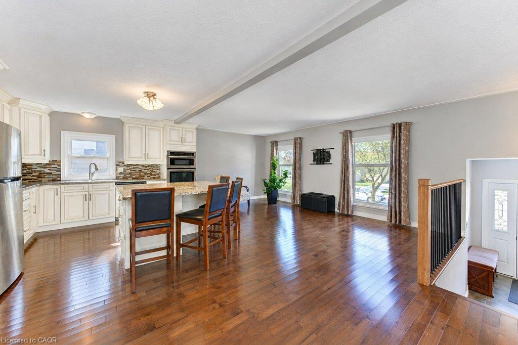 34 Wayne Drive Property Photo 9
