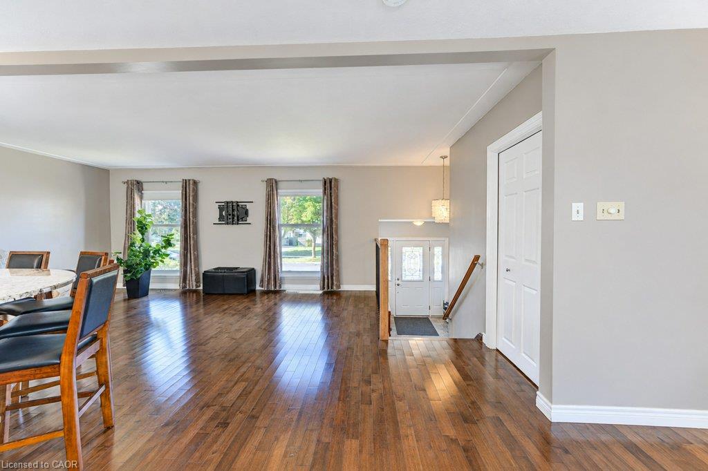 34 Wayne Drive Property Photo 10