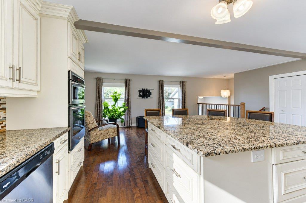 34 Wayne Drive Property Photo 15
