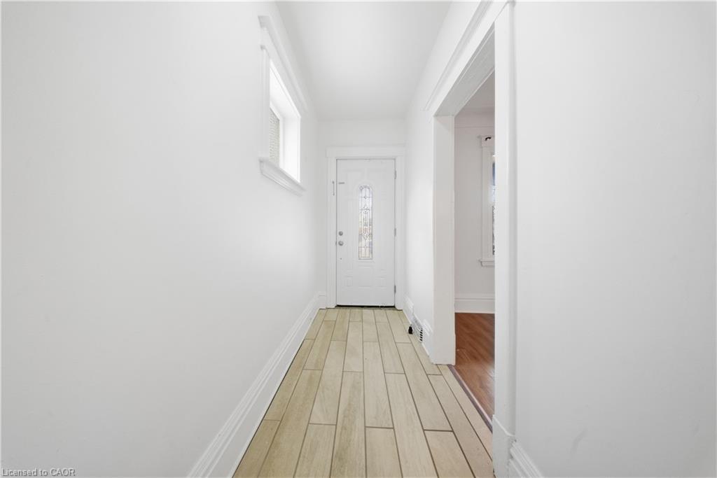 1082 Cannon Street E Property Photo 4