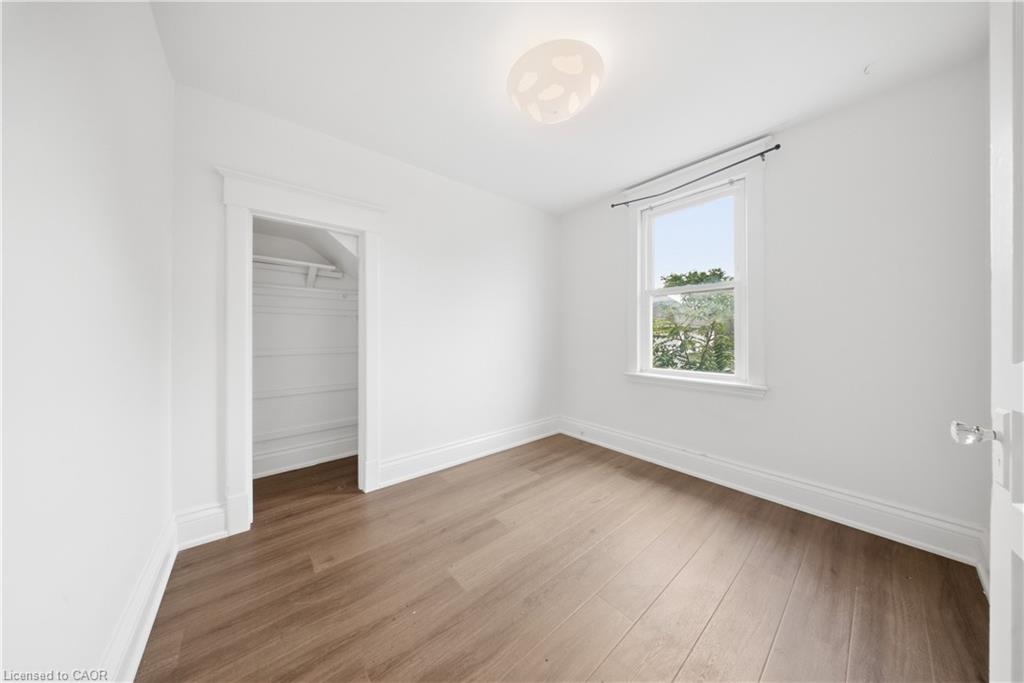 1082 Cannon Street E Property Photo 13