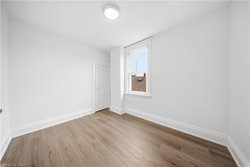 1082 Cannon Street E Property Photo 14