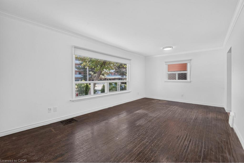 1024 Roosevelt Road Property Photo 7