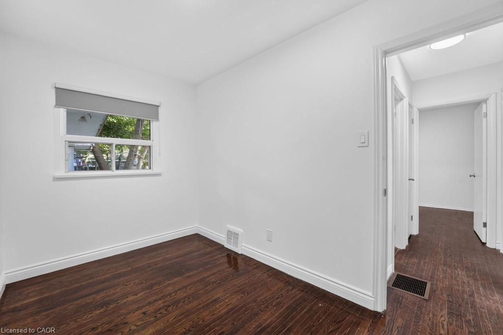 1024 Roosevelt Road Property Photo 17