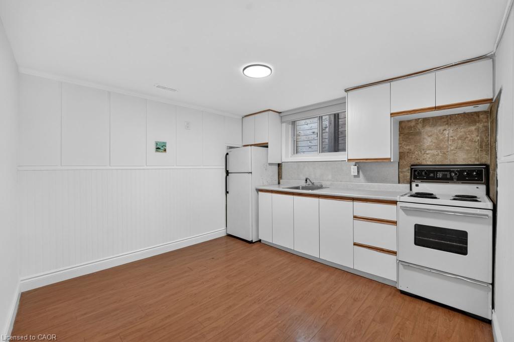 1024 Roosevelt Road Property Photo 27