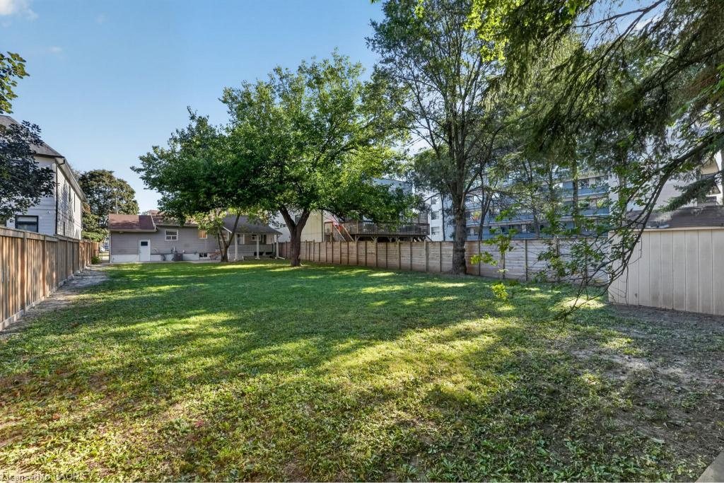 1024 Roosevelt Road Property Photo 44