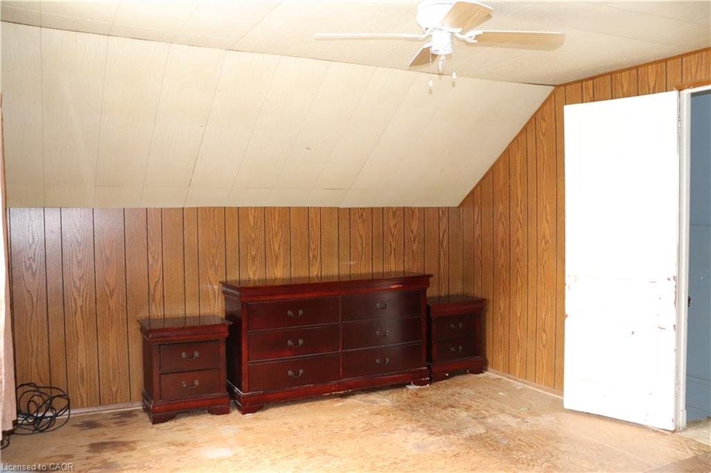 348 Weir Street N Property Photo 20