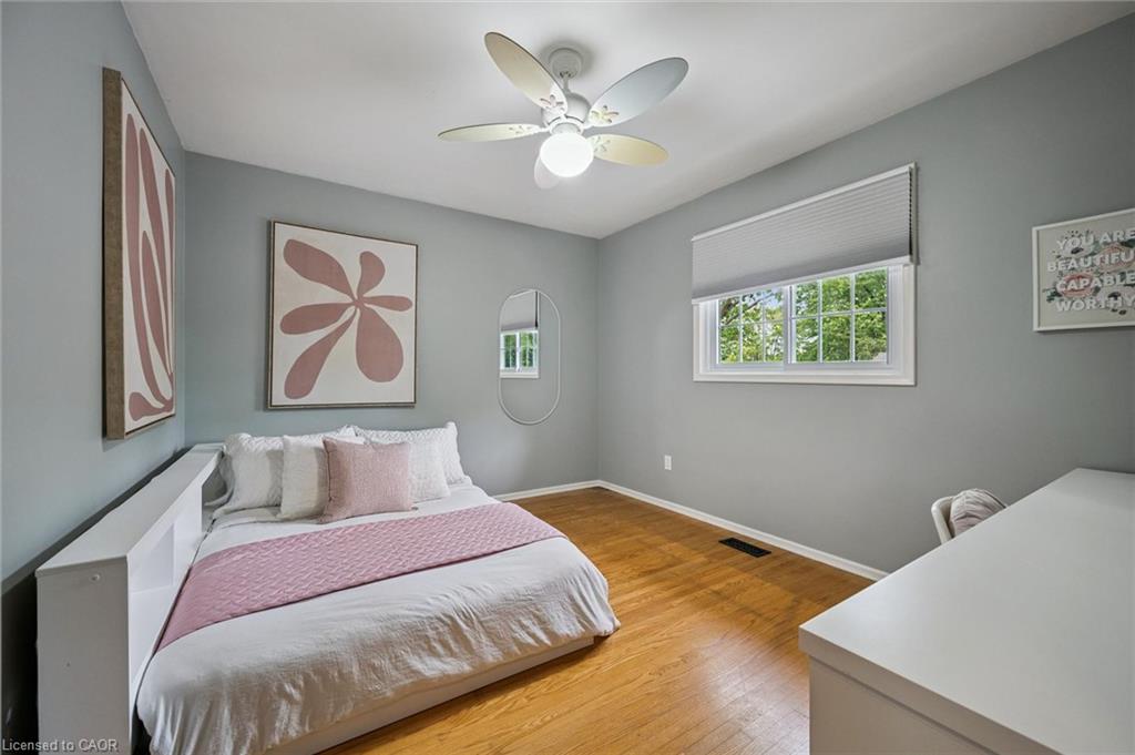 112 Margaret Avenue N Property Photo 25