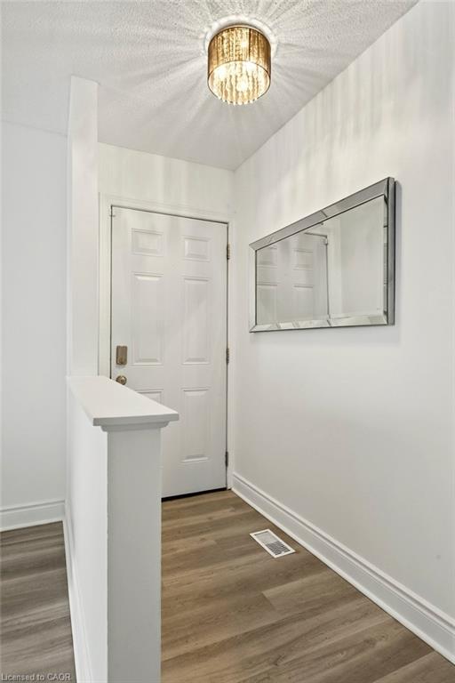 27 Gretna Court Property Photo 4