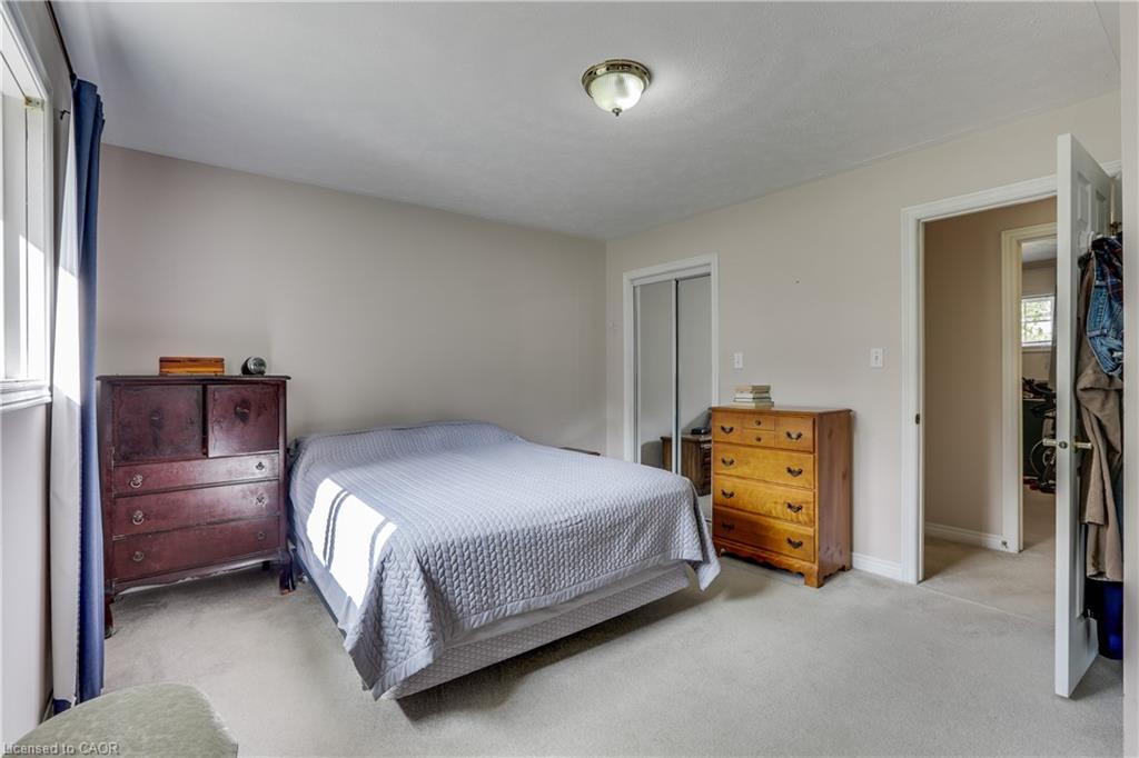 41 Church Street W Property Photo 20