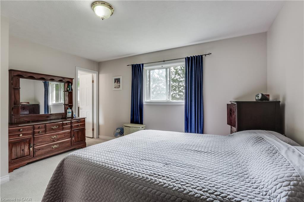 41 Church Street W Property Photo 22