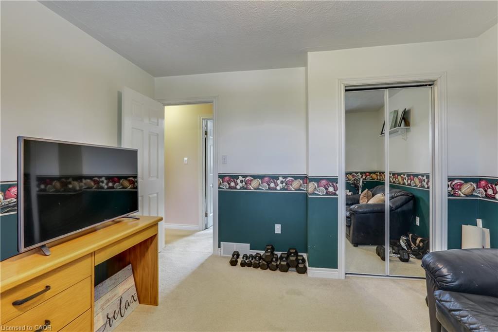 41 Church Street W Property Photo 27