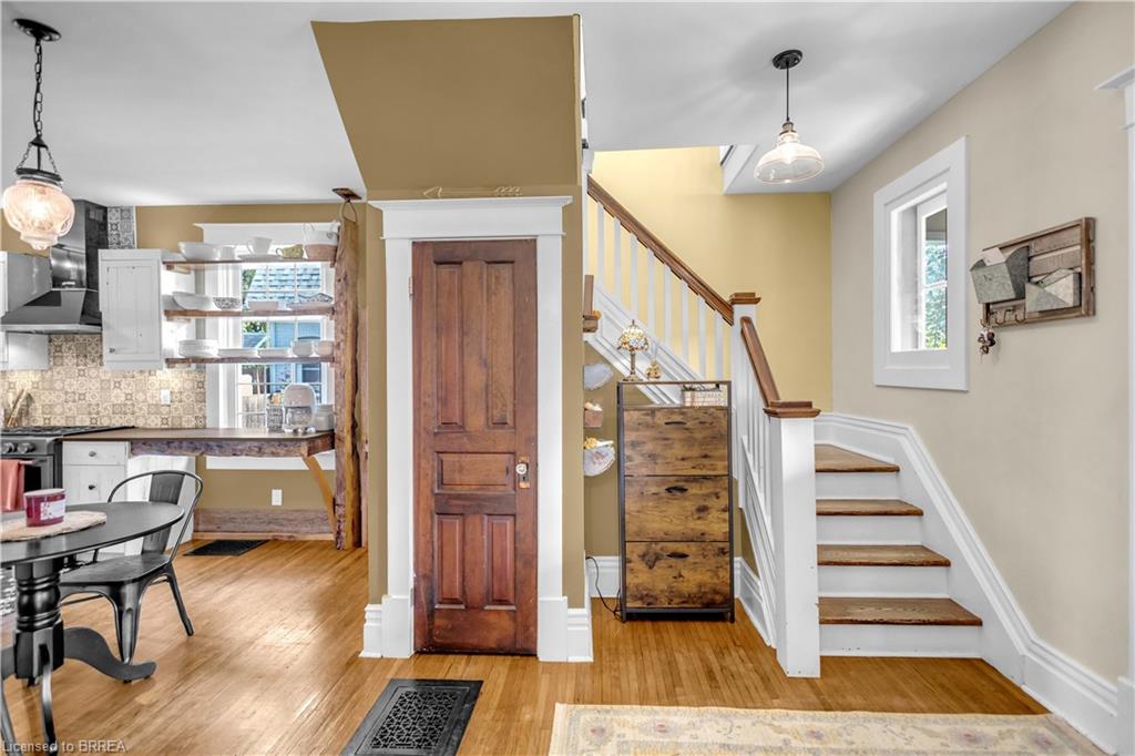 17 Alexander Avenue Property Photo 5