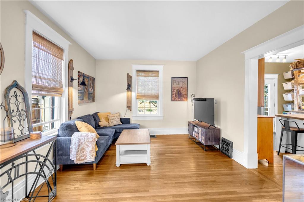 17 Alexander Avenue Property Photo 15