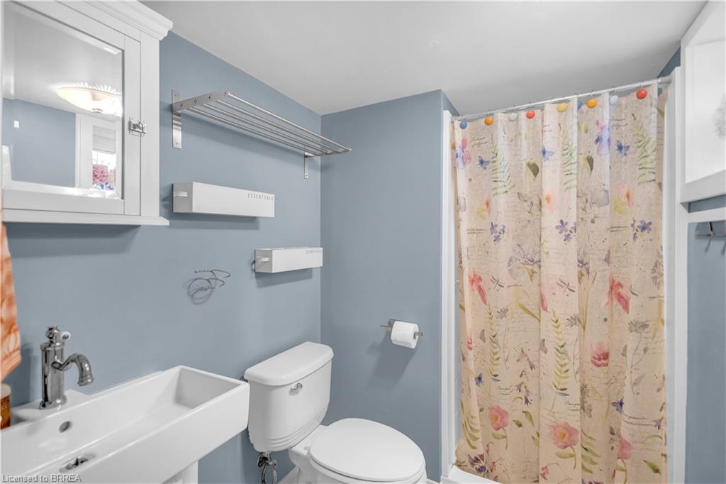 17 Alexander Avenue Property Photo 32