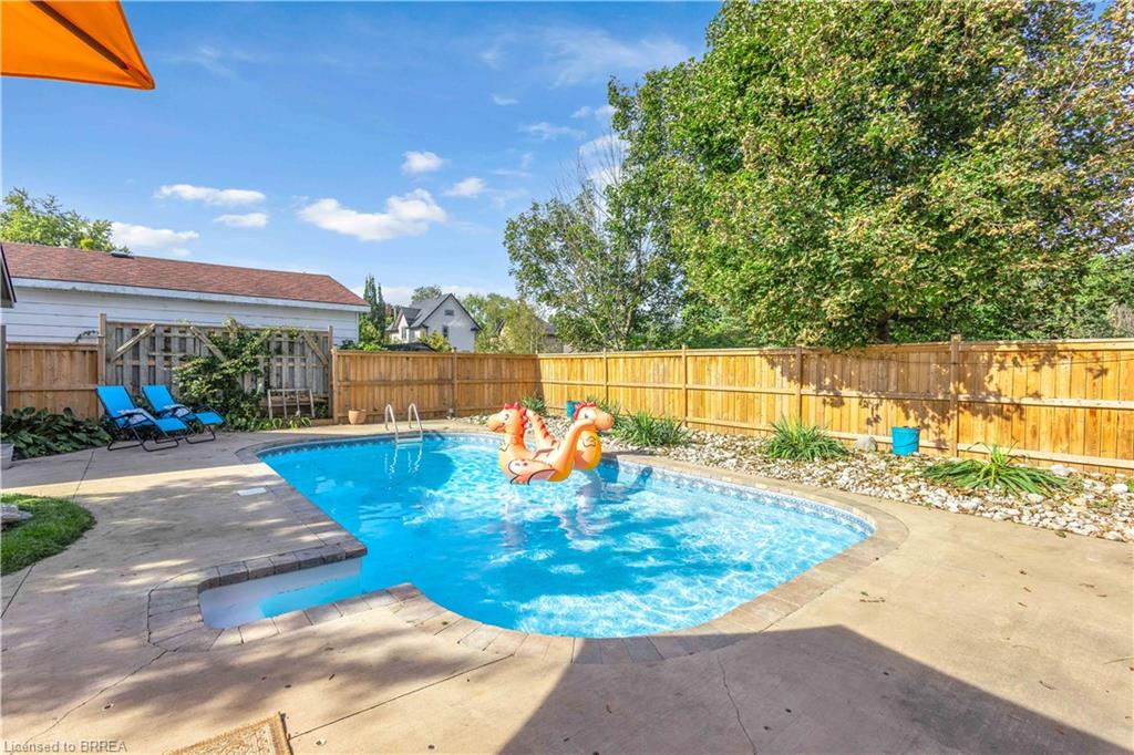 17 Alexander Avenue Property Photo 38