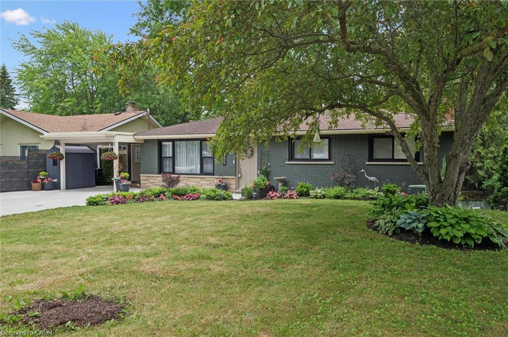 135 Bridge Street W Property Photo 2