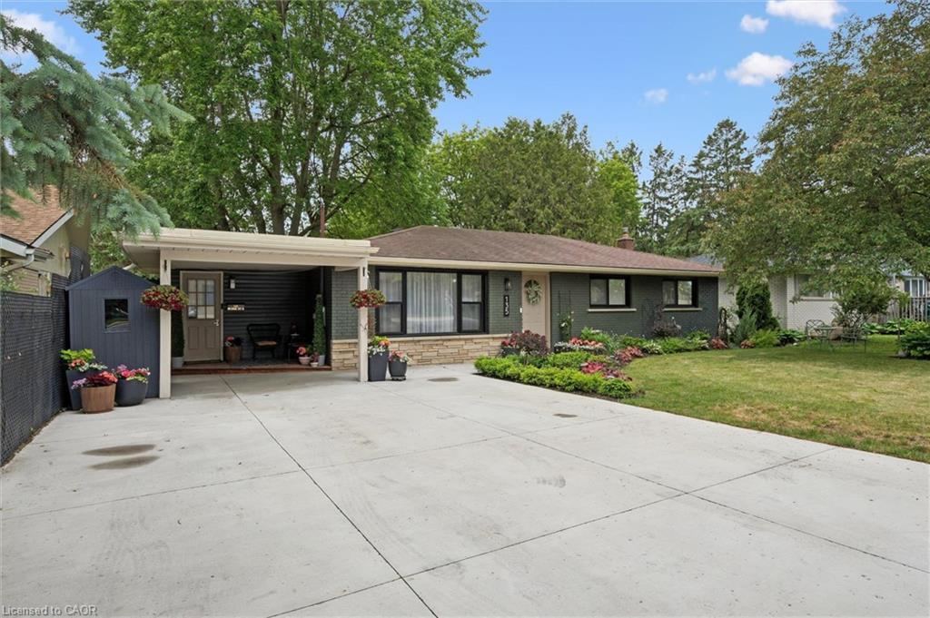 135 Bridge Street W Property Photo 3